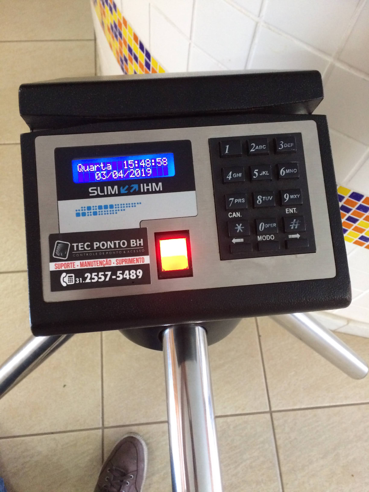 Catraca Tecnibra instalada em recepção
